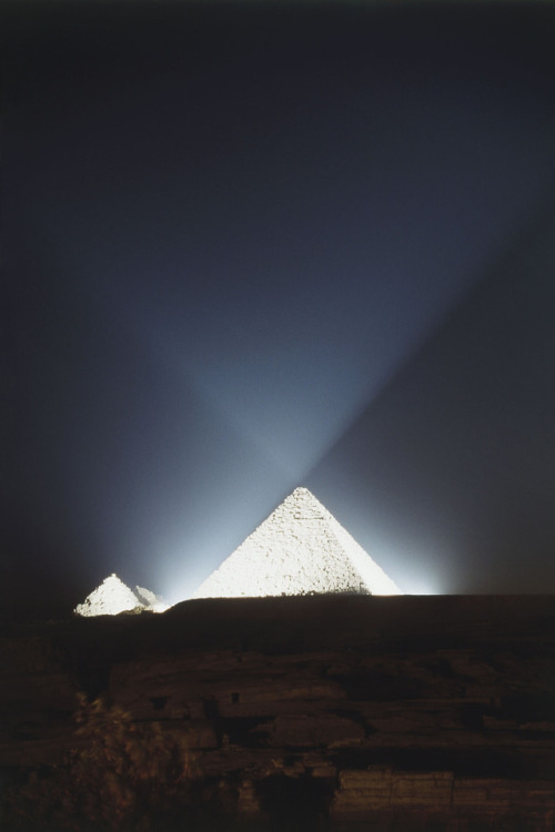 grandegyptianmuseum - Pyramid of Menkaure illuminated at...