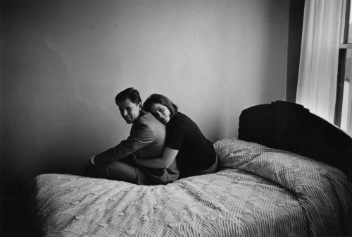 last-picture-show - Duane Michals, This Photograph Is My Proof -...