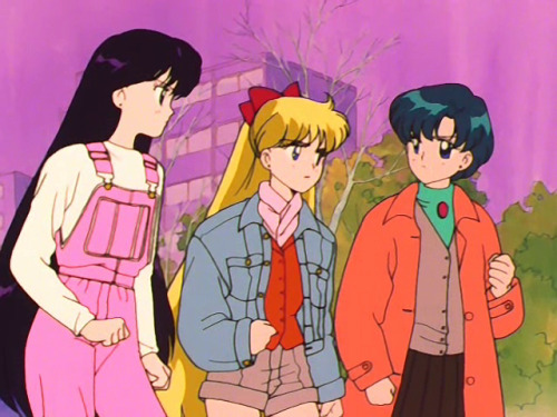 dykecrimes - dykecrimes - From now on I’m only taking fashion advice from the Sailor Moon...