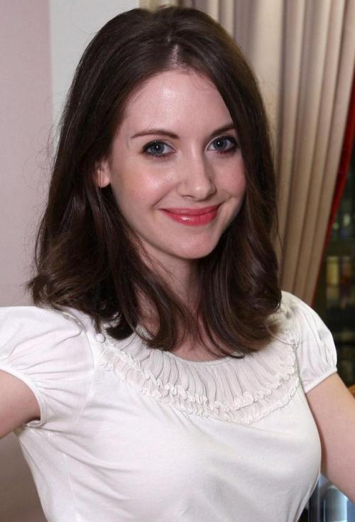 badbitchesglobal - alison brie