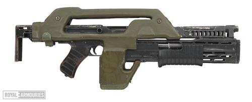 peashooter85:M-41A pulse rifle from the film Aliens (1986) and...
