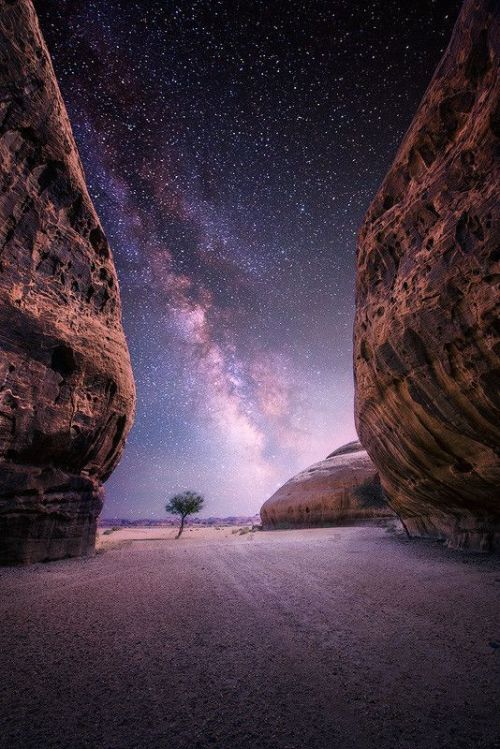 earthunboxed - Al-Ula, Saudi Arabia | by Nasser AlOthman