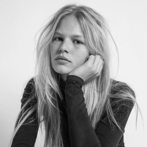 midnight-charm:Anna Ewers photographed by Daniella Rech
