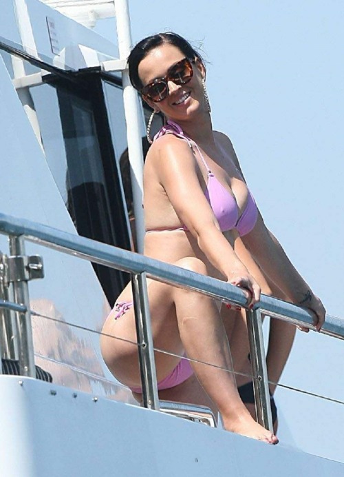 donottagphotos - Katy Perry Pink Bikini