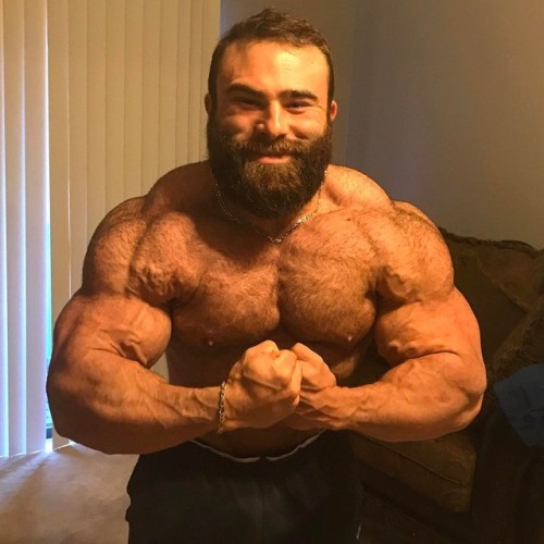 musclefetish - Frank Mannarino. Can’t stop growing. Ultimate...