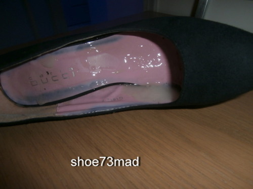 shoe73mad - she doesn’t want to miss anything. All inside