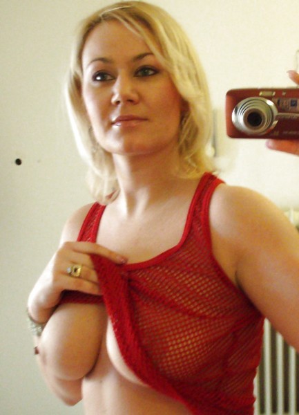 milfflow - Click here to hookup with a desperate MILF....