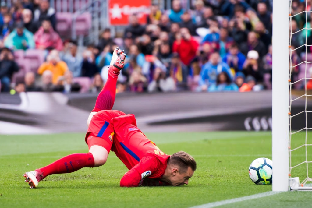 صور مباراة : برشلونة - فالنسيا 2-1 ( 14-04-2018 )  Tumblr_p76q958wEg1rjev45o2_1280