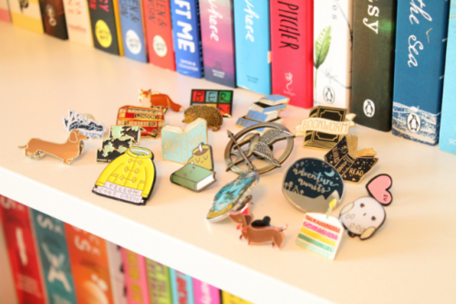 prettybooks - I blogged about my pin badge collection!
