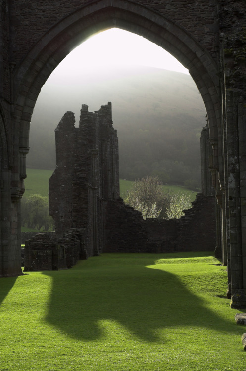 lovewales:Llanthony Priory  |  by Andrew Backwell