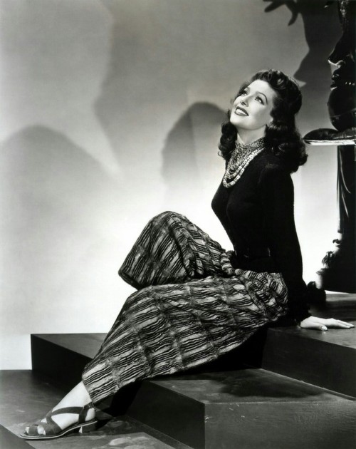 classic-hollywood-glam - Loretta Young