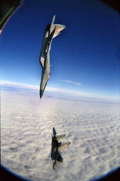planesawesome - Two Russian Air Force MiG-29A diving down