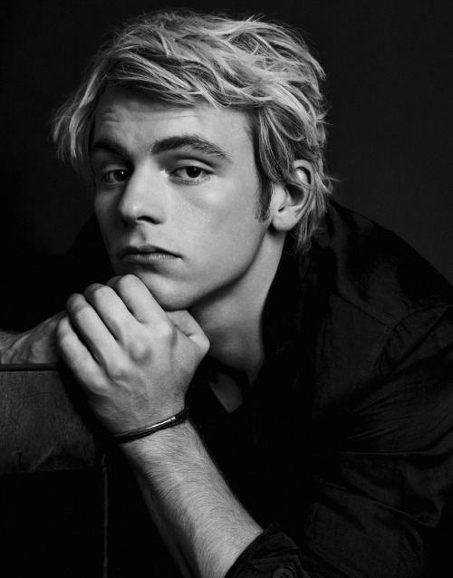 meninvogue - Ross Lynch photographed by Leigh Keily