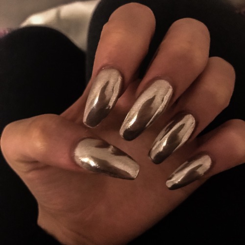 acrylic nails on Tumblr