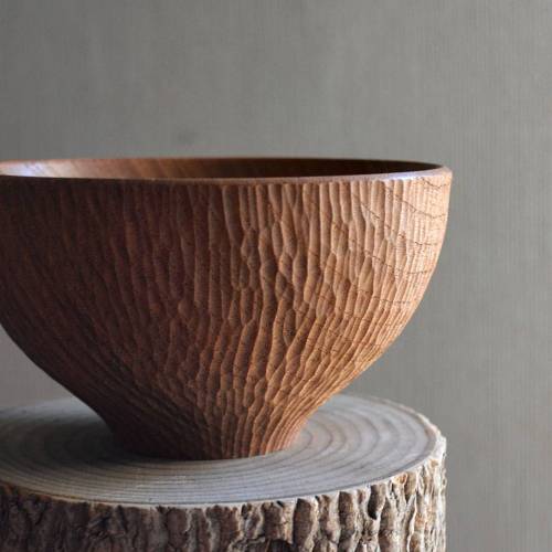 atelierdehors:Zelkova textured bowl#woodturning #woodworking...