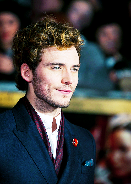 acciothehungergames:Sam Claflin at the The Hunger Games:...