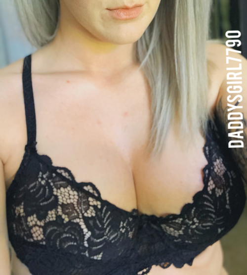 Happy Titty Tuesday from @daddysgirl7790 and her perfect tits.