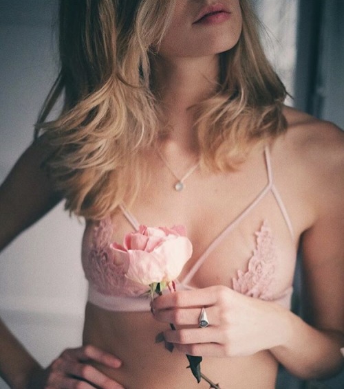 thelingerielovely - Perfectly pink… in classic shapes from Fleur...