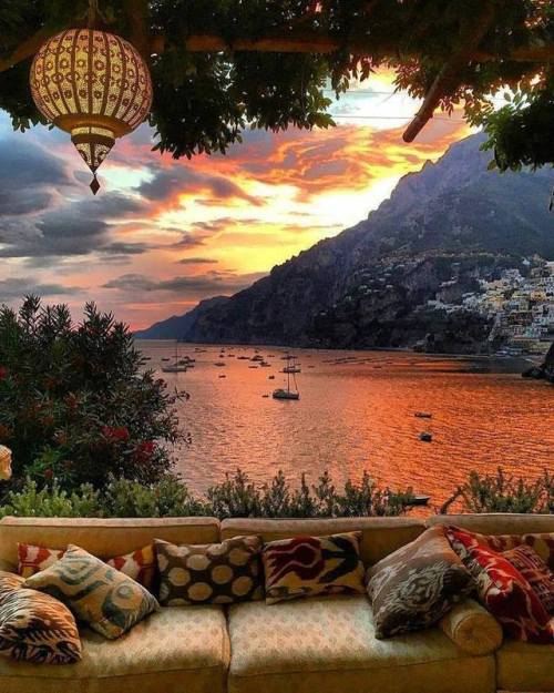 uahoelol - earthunboxed - Positano, ItalyThis can’t be real