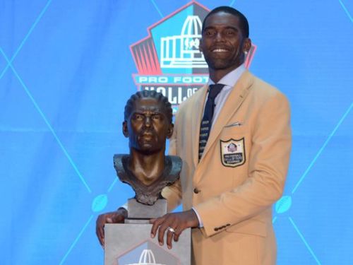 toshiagain - During his induction into the Pro Football Hall of...
