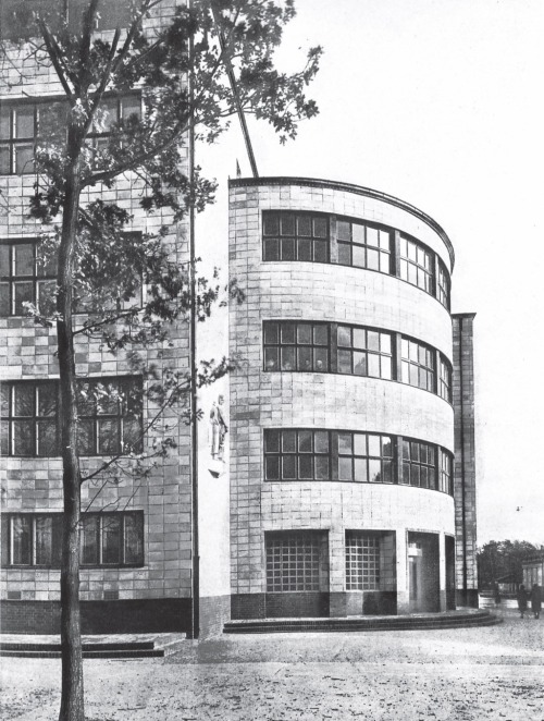 germanpostwarmodern - Secondary School “Dorotheenlyzeum” (1928-29)...