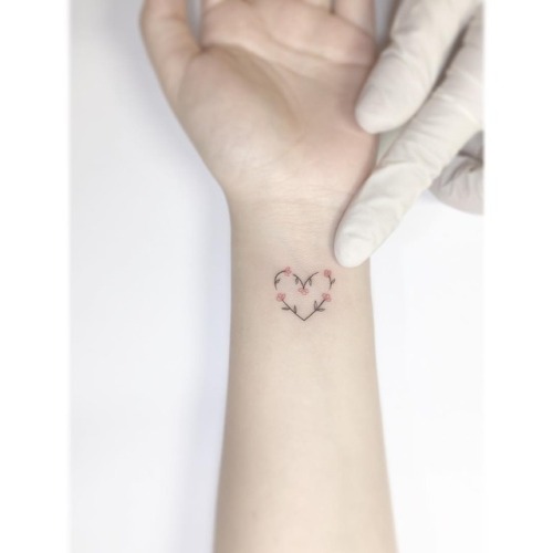 attirant-tattoos - playground_tat2 Heart flower.