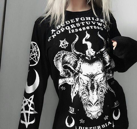 darkfashionmode - ∆Goth blog∆Follow me for more pic Credit to...