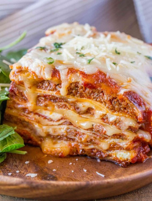 guardians-of-the-food - Ultimate Meat Lasagna With Four Cheeses,...