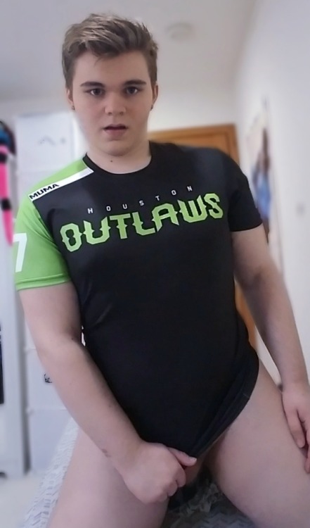 indianchubbygayguy - bigboysdoitbest - thanks for the jersey...