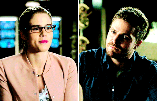 lucyyh - Olicity + Oliver’s (barely there) soft smile.