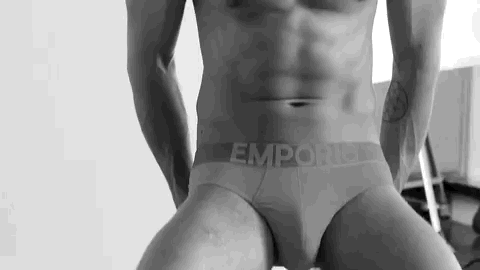 famousmaleexposed - Calvin Harris big bulge!Follow me for more...