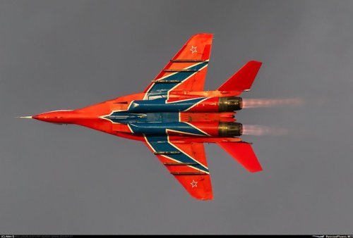 medic-ludilo - planesawesome - MiG-29@carnalincarnate this...
