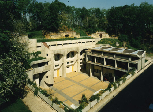 germanpostwarmodern:Centre National du Cinéma (1985) in Bois...