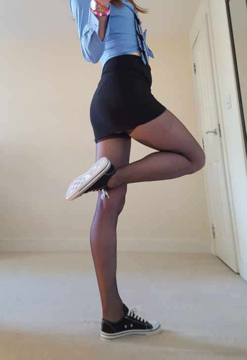 mainlyusedforwalking - Having fun with an outfit and an...