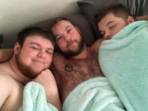 cubdar - drttalk - Morning snugs and tugs with the boys...