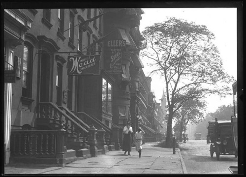 oldnewyorkpictures - 1918. 1939 Madison Avenue. Willis T....