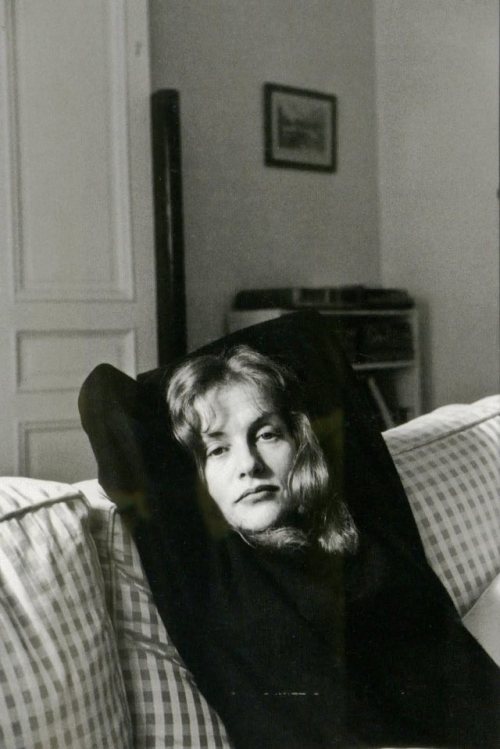my-retro-vintage - Isabelle Huppert   by Henri Cartier-Bresson....
