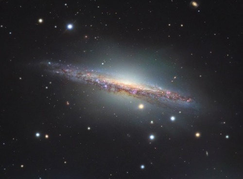 just–space - NGC 1055 Close up - Big, beautiful spiral galaxy...