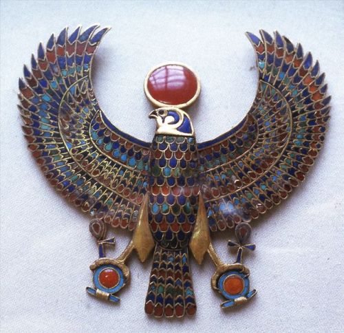 grandegyptianmuseum - Pectoral jewelry from the tomb of...
