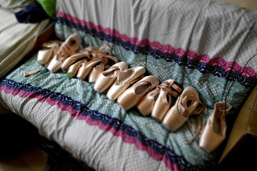 sometimes-im-a-ballerina - sewing shoes before winter...