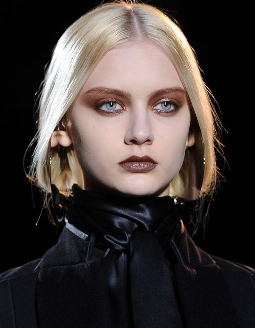 pulloutyourfreakumdress - Givenchy F/W 2012.dreamphones