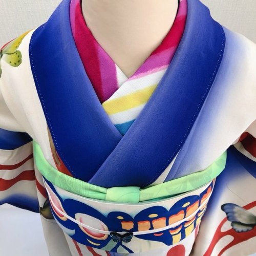 tanuki-kimono - Colorful tsubotare (glaze pattern) and...