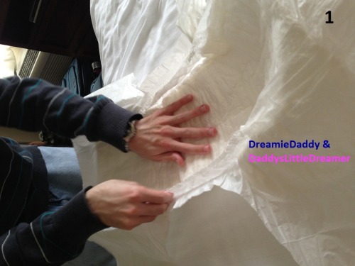 diapergirlintraining - dreamiedaddy - How to Put on a DiaperI...