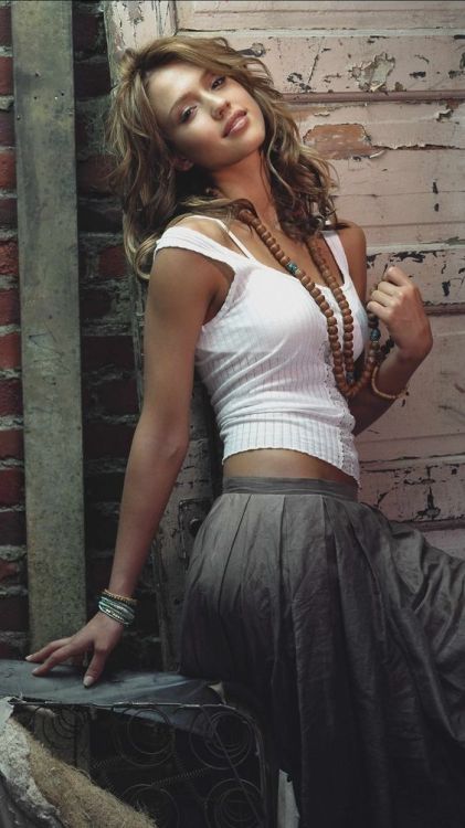 world-ethnic-beauty - Jessica Marie Alba- American actress