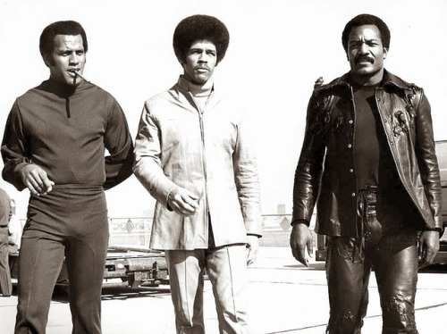 xemsays - YUUUUM!…FRED WILLIAMSON is a former defensive back for...