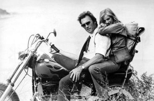honey-rider - Clint Eastwood and Sondra Locke circa 1974Hell...