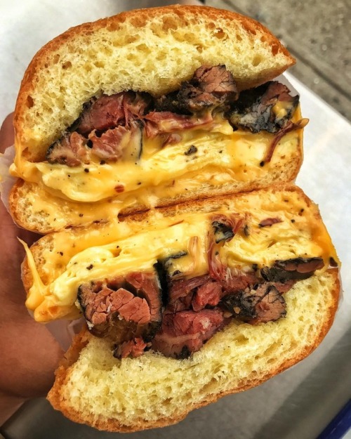 everybody-loves-to-eat - PASTRAMI EGG & CHEESE from...