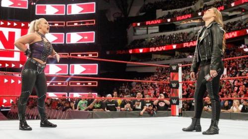 Raw 3/19/18 - Ronda Rousey deals with disrespectful Dana...
