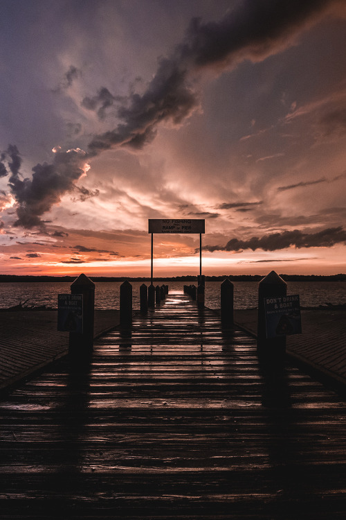 motivationsforlife - Pier Sunset by Whitbeckphoto
