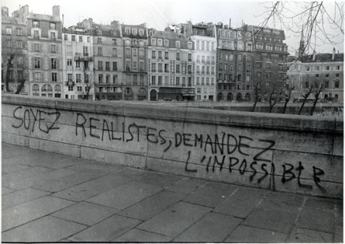 fotojournalismus - Be realistic, demand the impossible, Paris,...